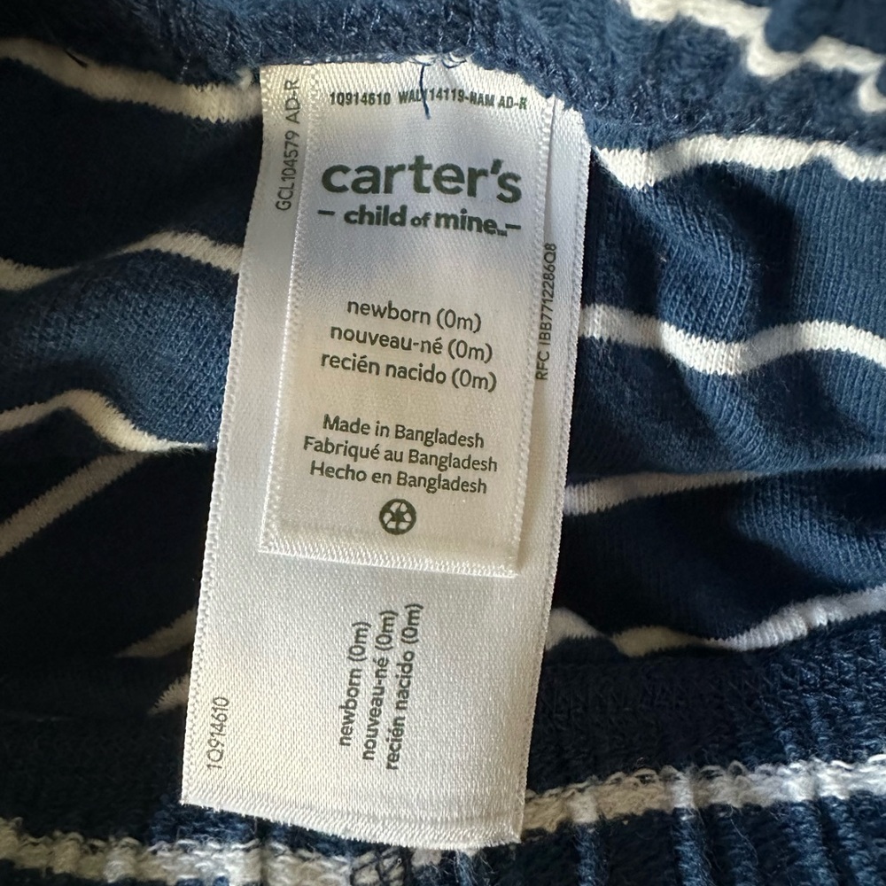 Carter's Blue and White Striped Kids Shorts Size Newborn - Picture 3 of 4